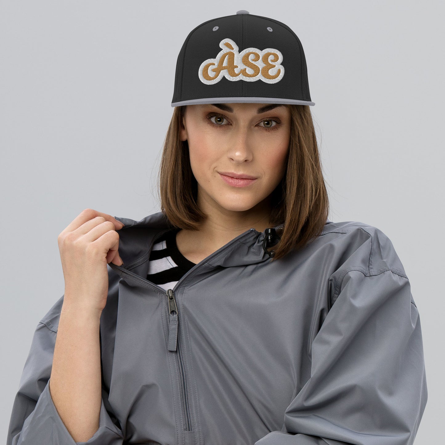 Àse Isese Reverse Script Snapback hat