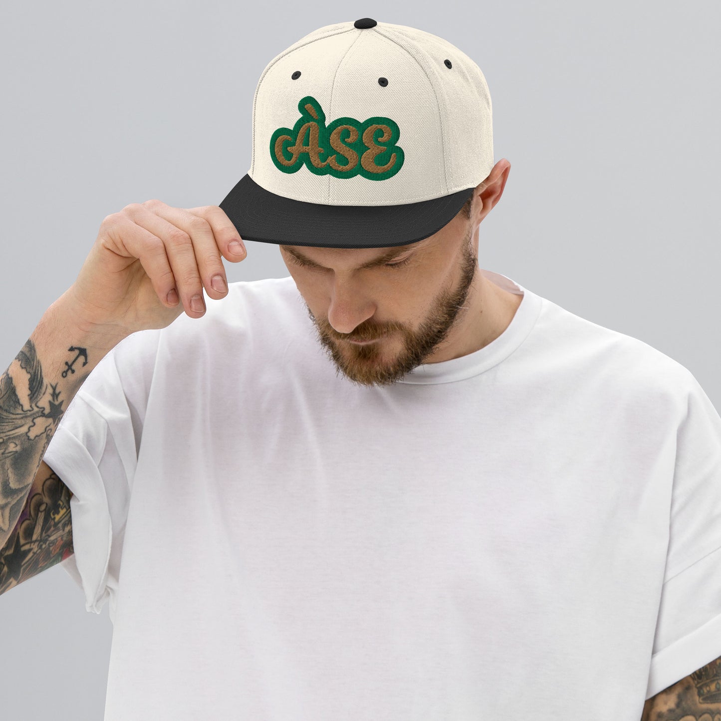 Àse Isese Reverse Script Snapback hat