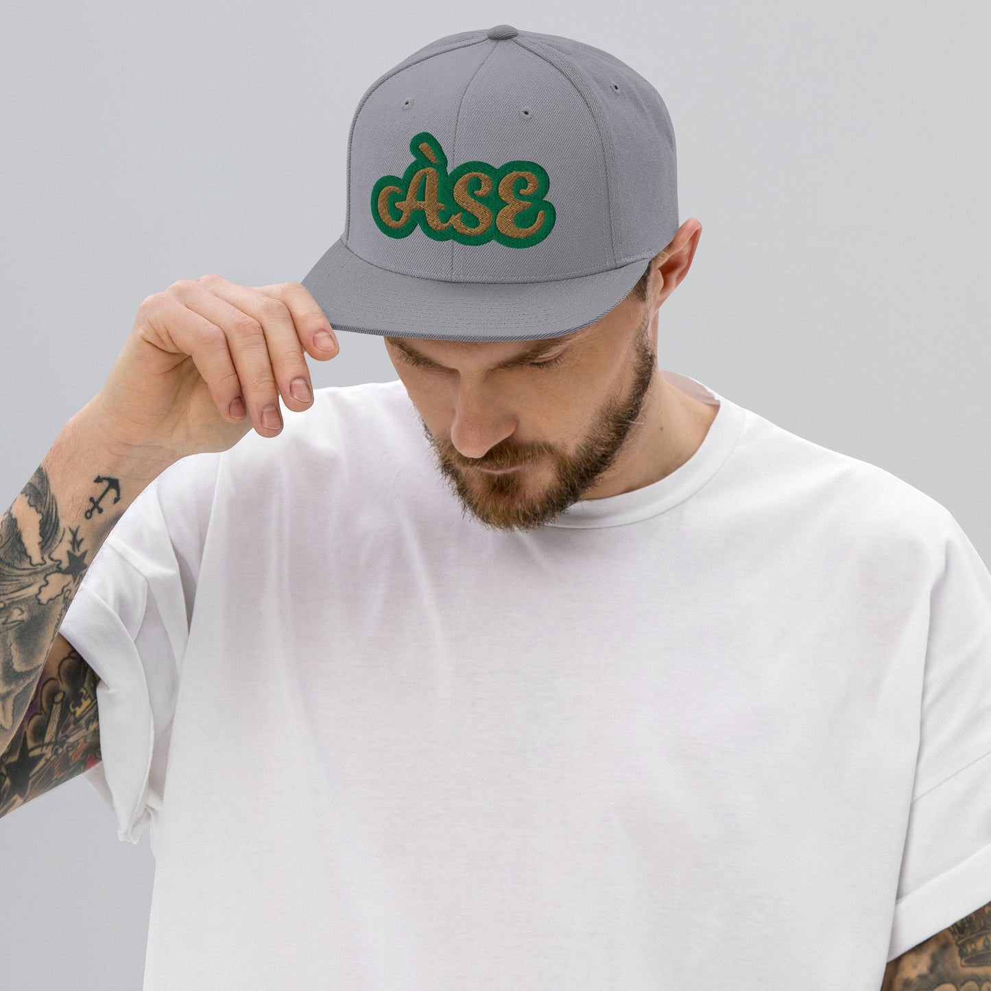 Àse Isese Reverse Script Snapback hat