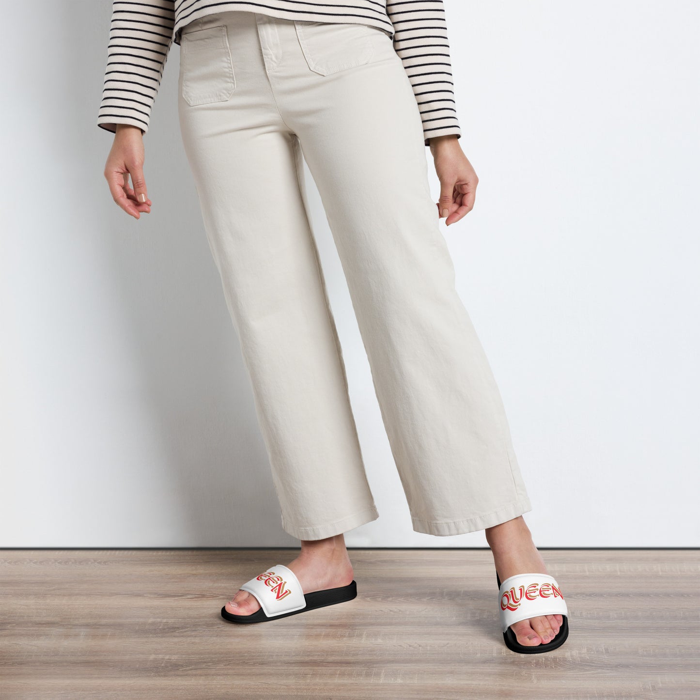 Queen 1 Women's slides