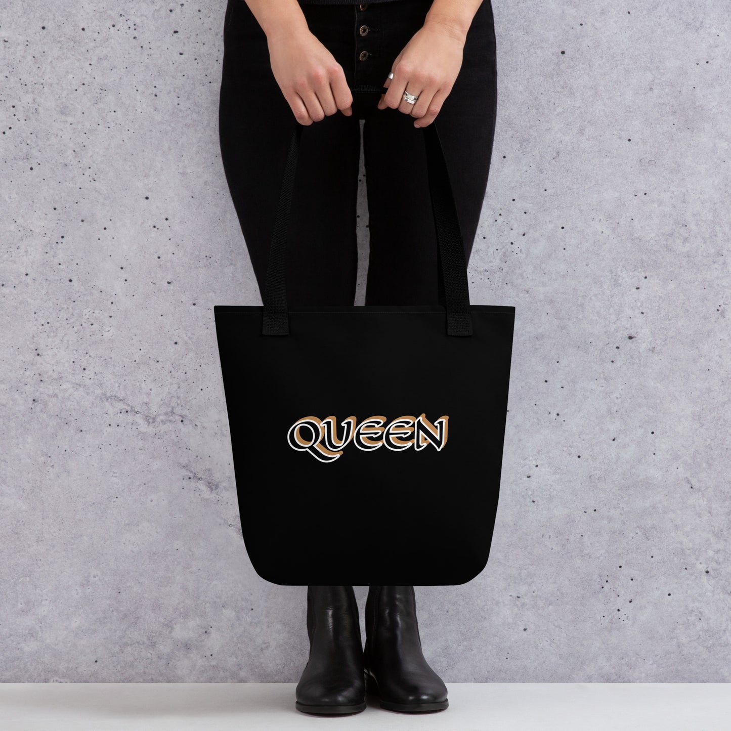 Queen 2 Tote bag