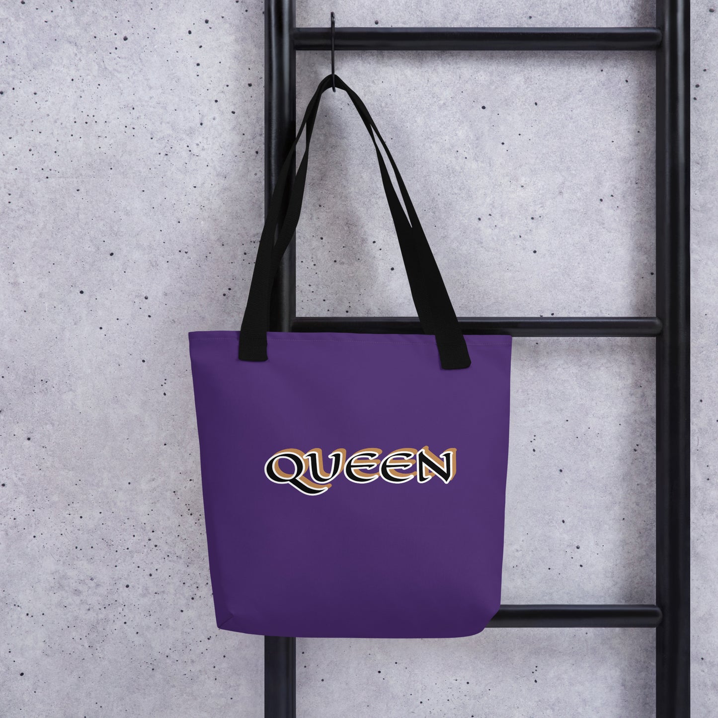 Queen 9 Tote bag