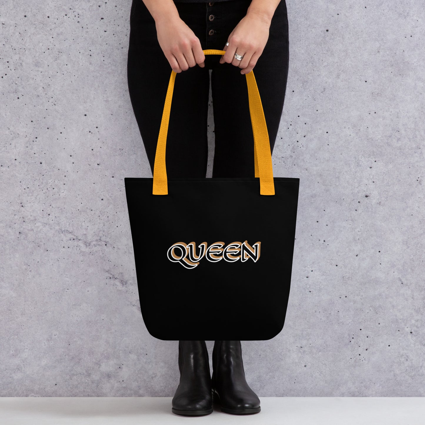 Queen 2 Tote bag