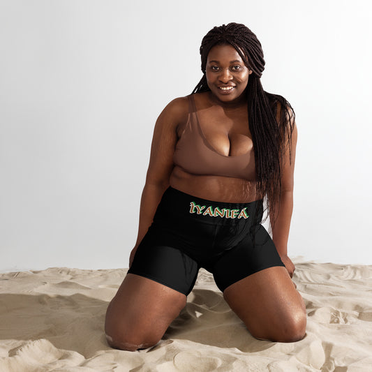 ÌYANIFÁ Isese Reverse Black Yoga Shorts