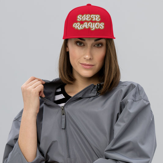 SIETE RAYOS Script Snapback hat