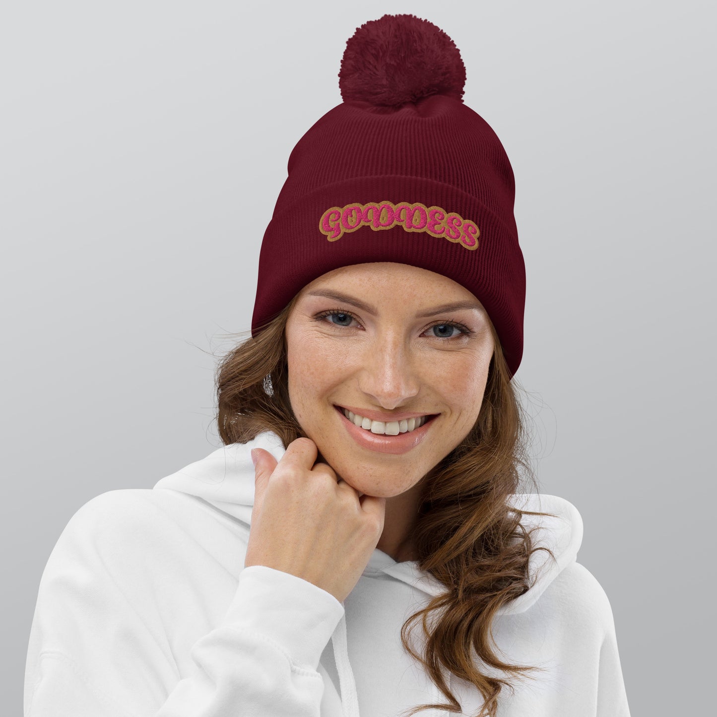 Goddess 6 Pom pom beanie