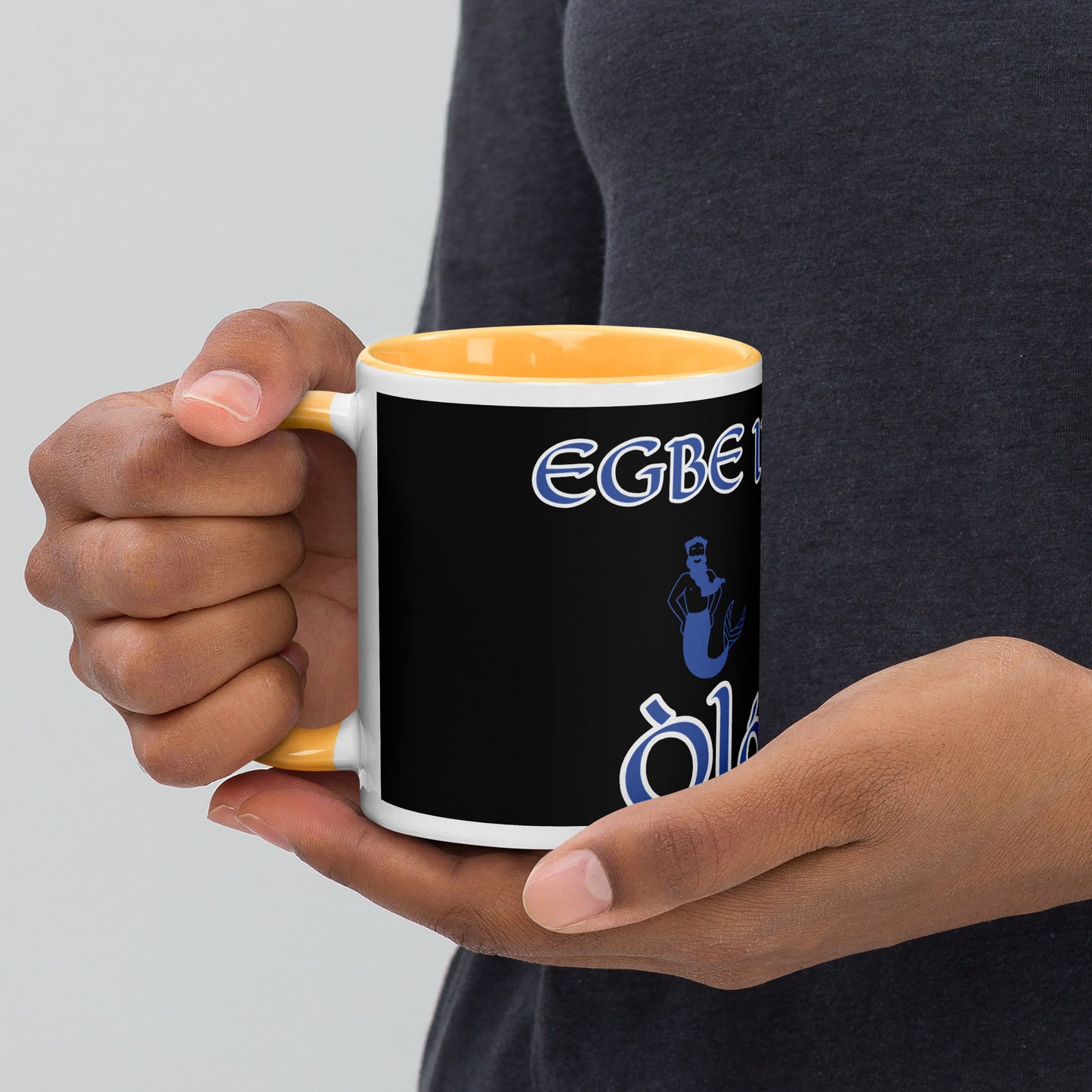 Egbe Òlókùn black mug with Color Inside