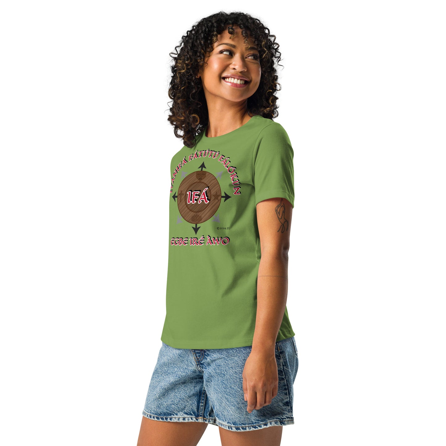 Personalized ÌYANIFÁ Egbe Iré Àwo Women’s Relaxed T-Shirt